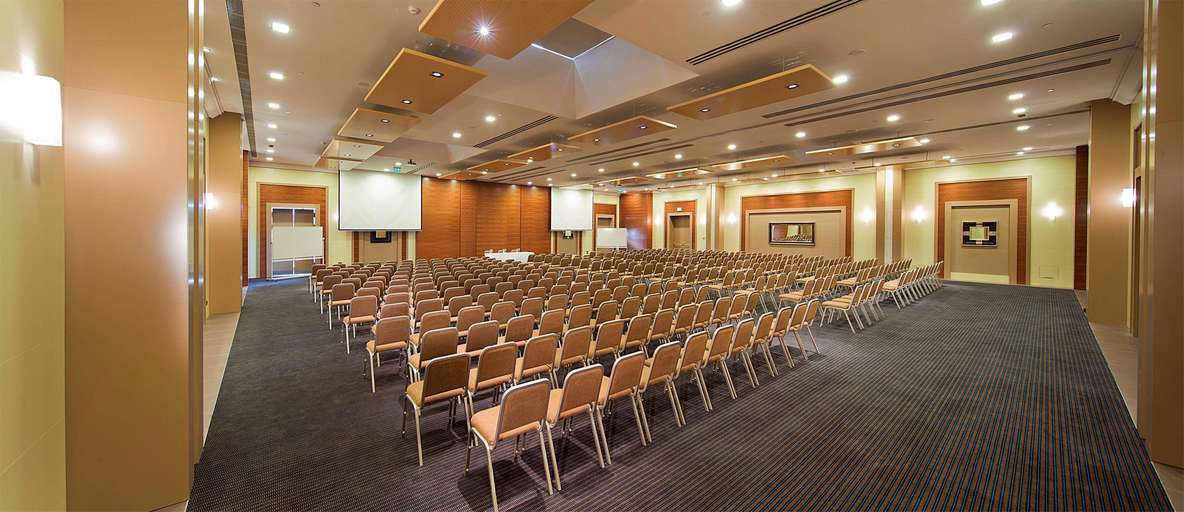 Hilton Garden Inn Urfa Exterior photo